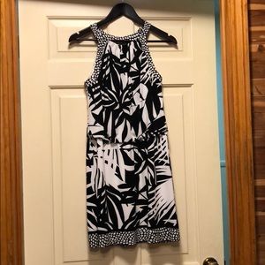 WHITE HOUSE BLACK MARKET DRESS